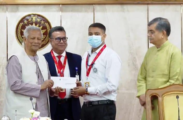 জুলাই শহিদ স্মৃতি শিক্ষাবৃত্তি কর্মসূচি উদ্বোধন করলেন প্রধান উপদেষ্টা